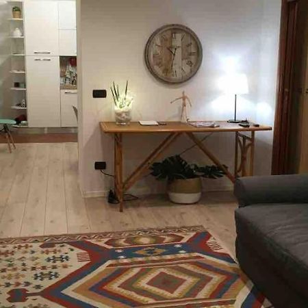 Casa Via Toledo. Centralissima E Vicina Al Porto Leilighet Napoli Eksteriør bilde