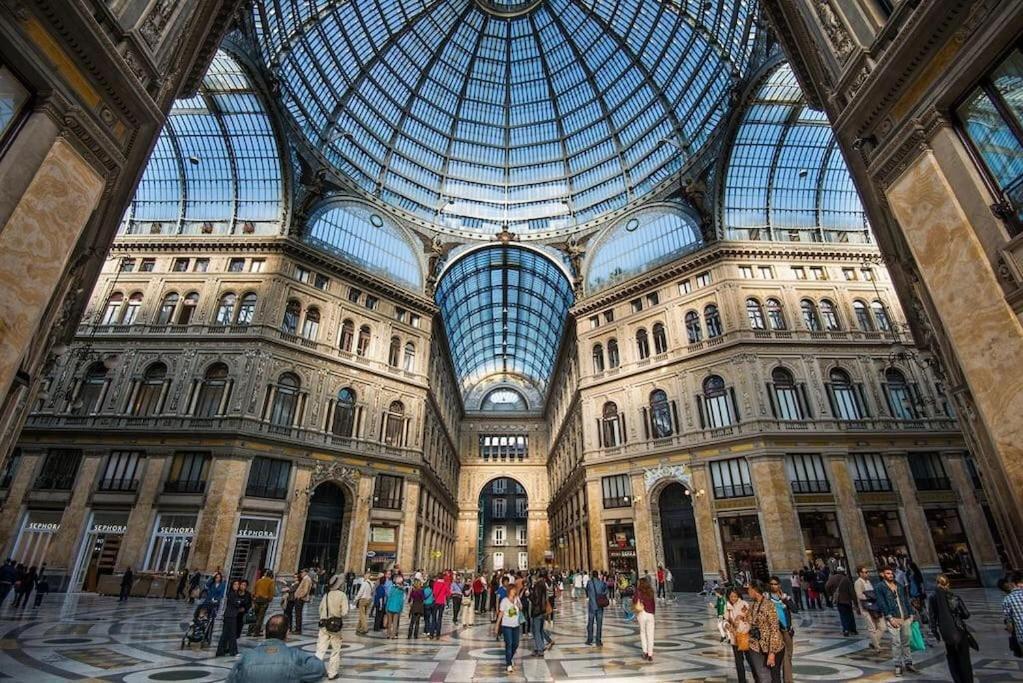 Casa Via Toledo. Centralissima E Vicina Al Porto Leilighet Napoli Eksteriør bilde