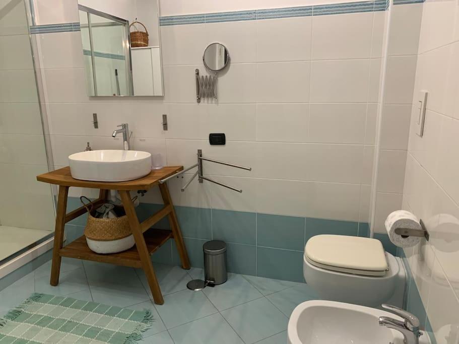 Casa Via Toledo. Centralissima E Vicina Al Porto Leilighet Napoli Eksteriør bilde